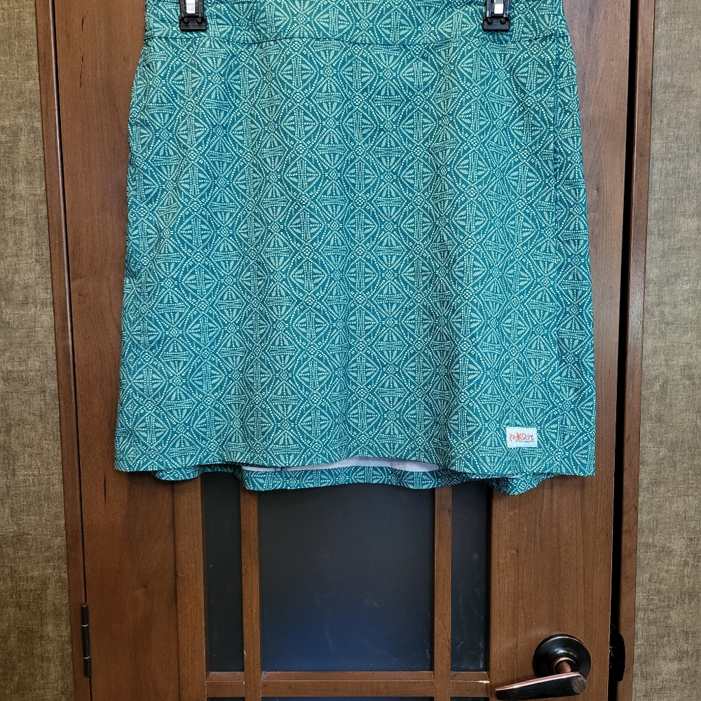NWOT RipSkirt Hawaii Length 2 Large Green Batik